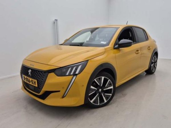 Peugeot 208 1.2 PureTech GT 2022 - voorkant