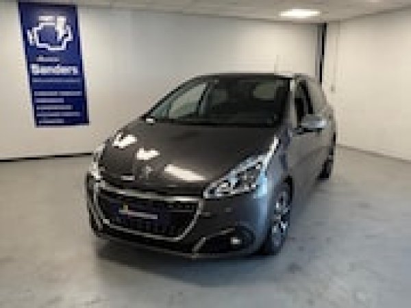 Peugeot 208 1.2 PureTech Tech Edition 2019 - voorkant
