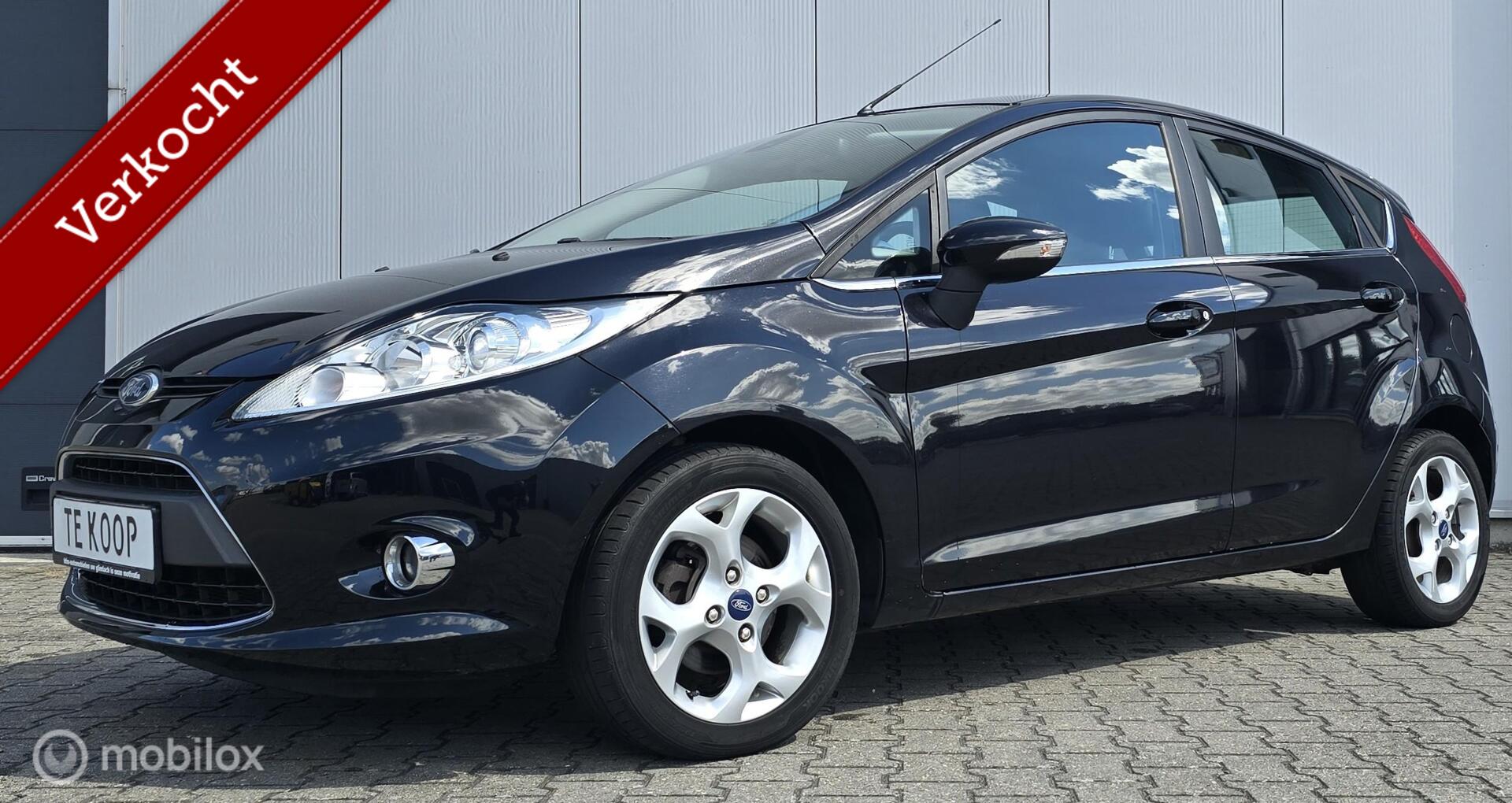 Ford Fiesta 1.25 Titanium 2011 - voorkant