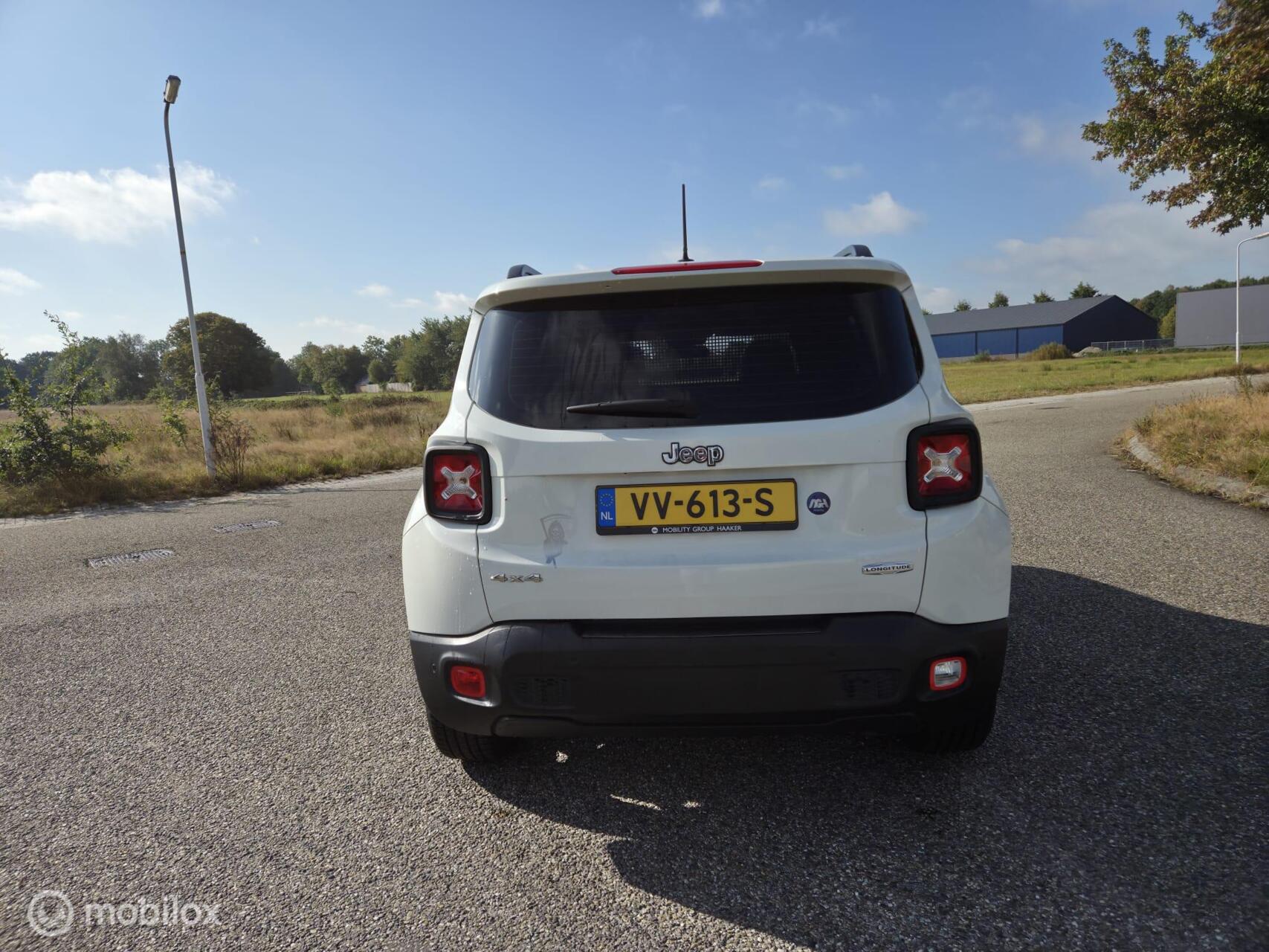 Foto van Jeep Renegade Van