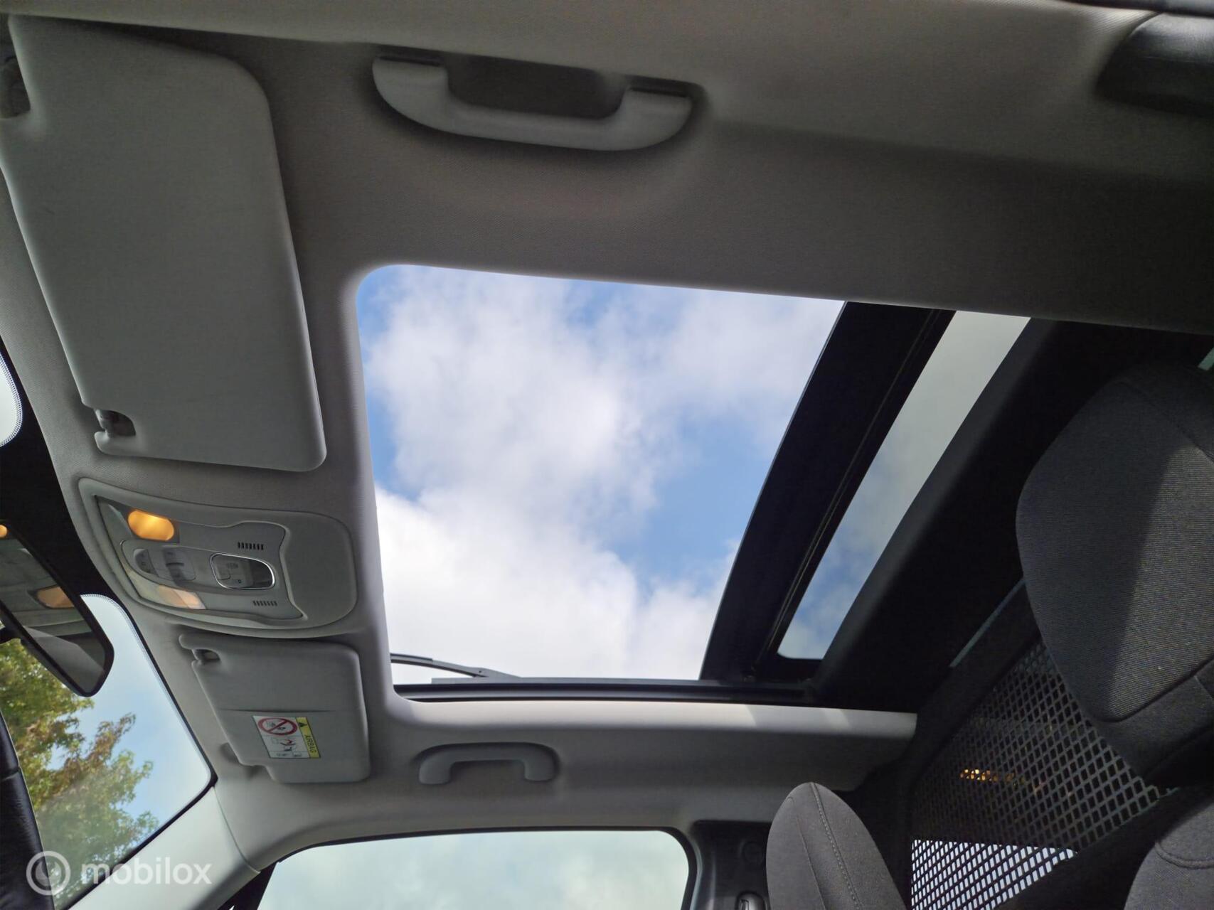 Foto van Jeep Renegade Van