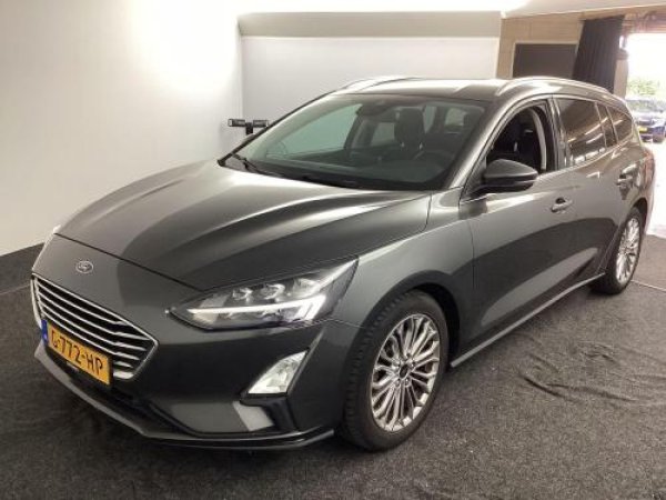 Ford Focus 1.5 EcoBlue Titanium Business 2019 - voorkant