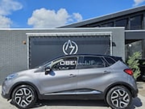 Renault Captur 1.2 TCe Helly Hansen 2015 - voorkant