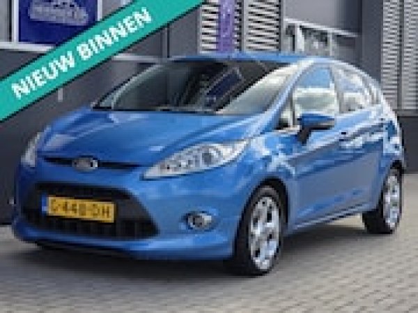 Ford Fiesta 1.6 Ghia 2010 - voorkant