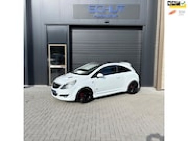 Opel Corsa 1.2-16V Enjoy 2010 - voorkant