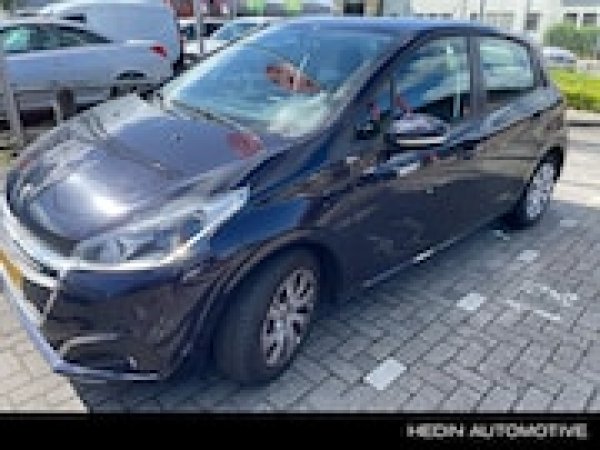 Peugeot 208 1.2 PureTech Blue Lion 2016 - voorkant