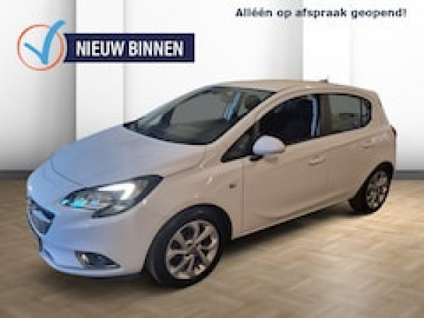 Opel Corsa 1.4 Online Edition 2017 - voorkant
