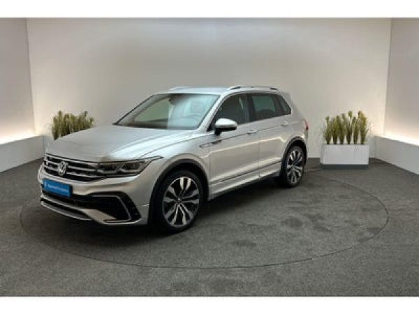 Volkswagen Tiguan 1.5 TSI R-Line 2021 - voorkant
