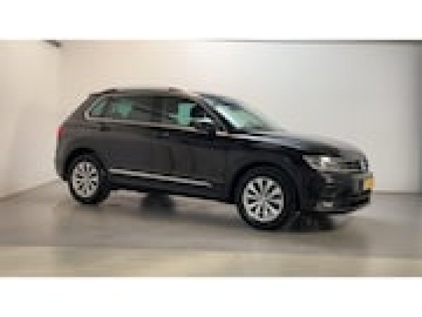 Volkswagen Tiguan 1.5 TSI ACT Comfortline Business 2019 - voorkant