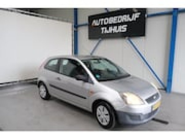 Ford Fiesta 1.3-8V Champion 2006 - voorkant