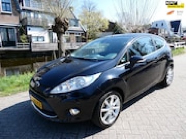 Ford Fiesta 1.25 Ghia 2011 - voorkant
