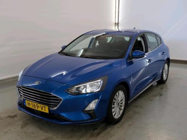 Ford Focus 1.0 EcoBoost Titanium Business 2020 - voorkant