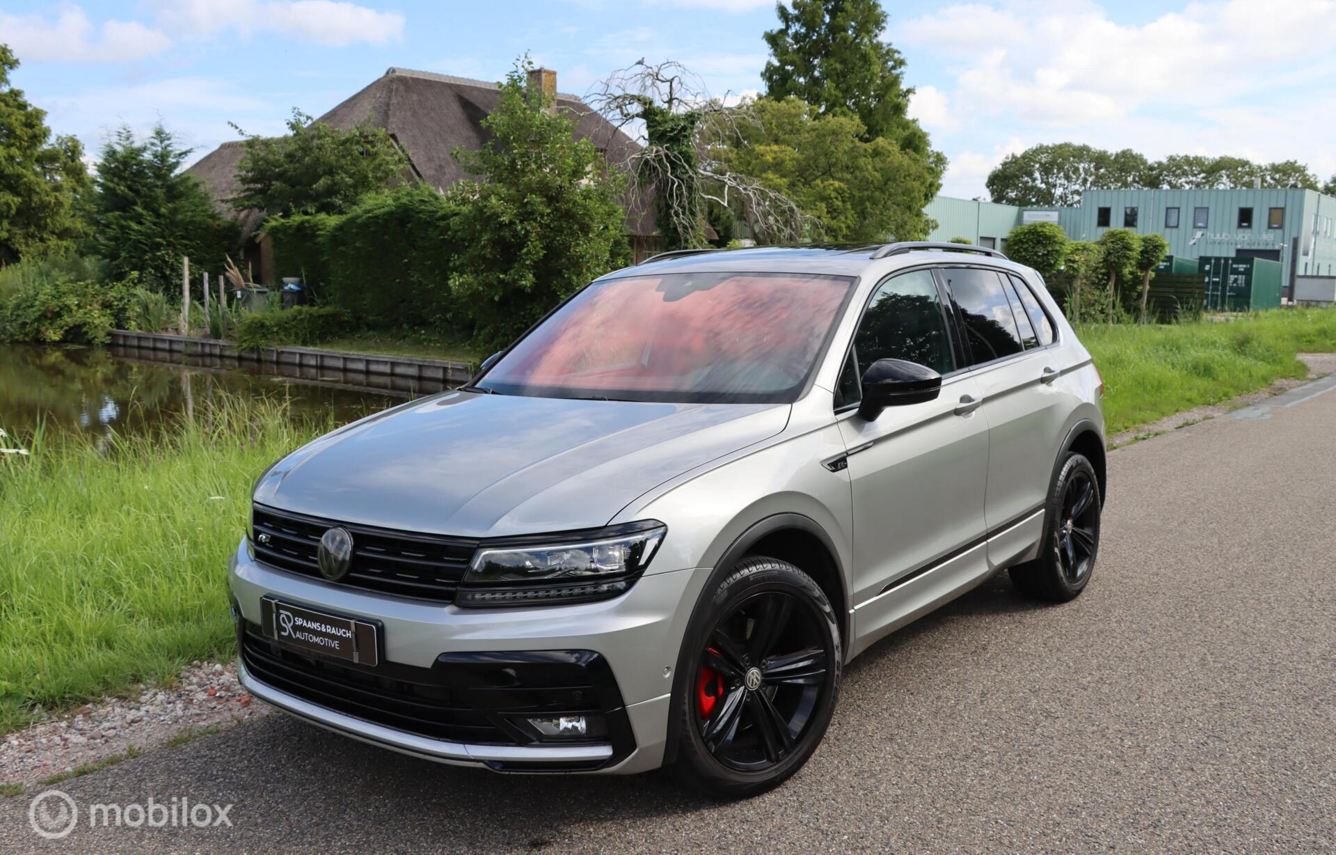 Volkswagen Tiguan 2.0 TSI 4Motion / 3x R-line / Pano / Leder 2019 - voorkant