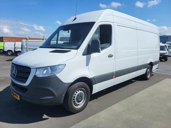 Mercedes-Benz Sprinter 311 2.2 CDI L3H3 2021 - voorkant