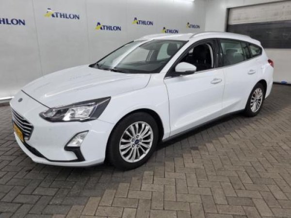 Ford Focus 1.5 EcoBoost Titanium Business 2020 - voorkant