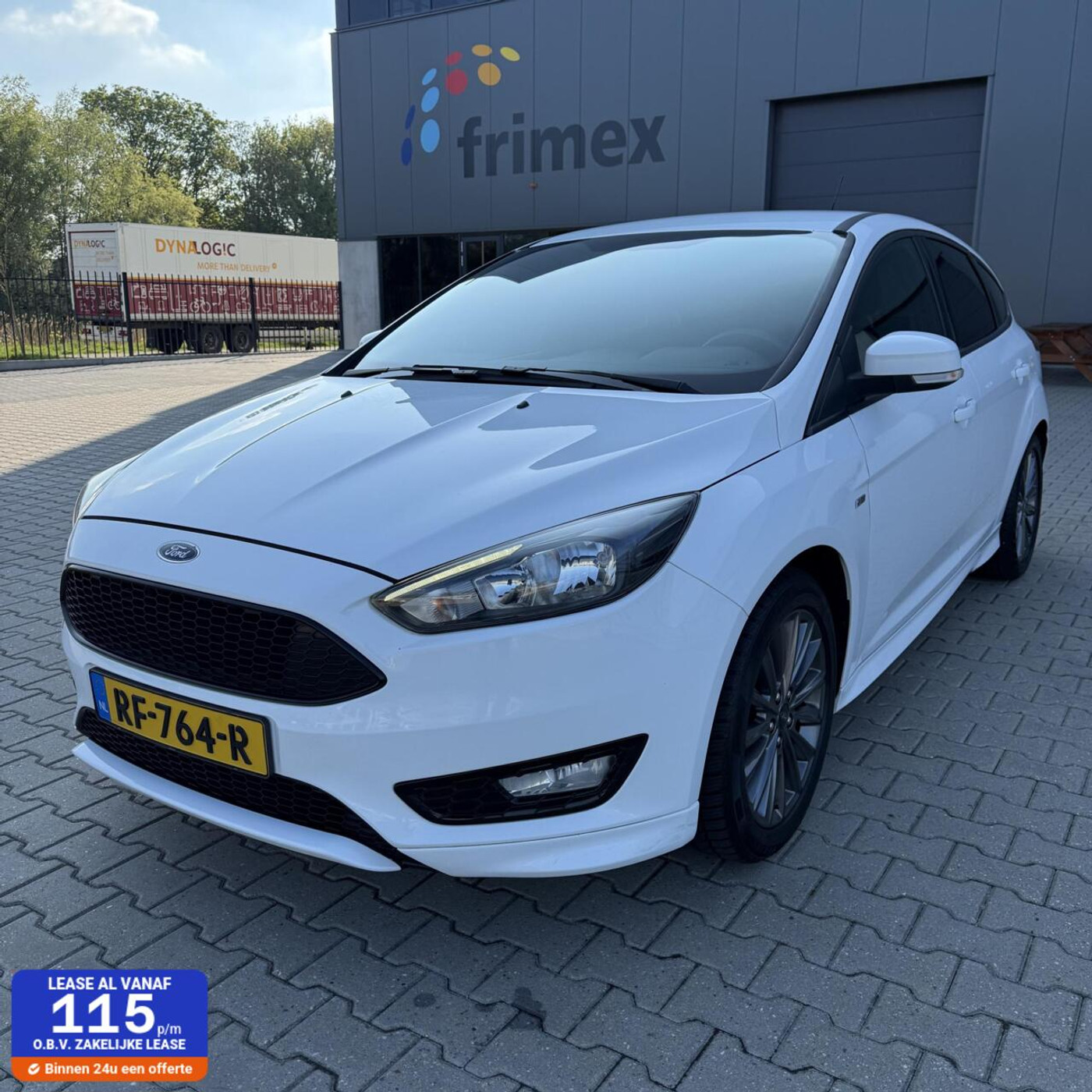 Ford Focus 1.0 ST-Line | PDC | Sport Uitvoering ! 2016 - voorkant