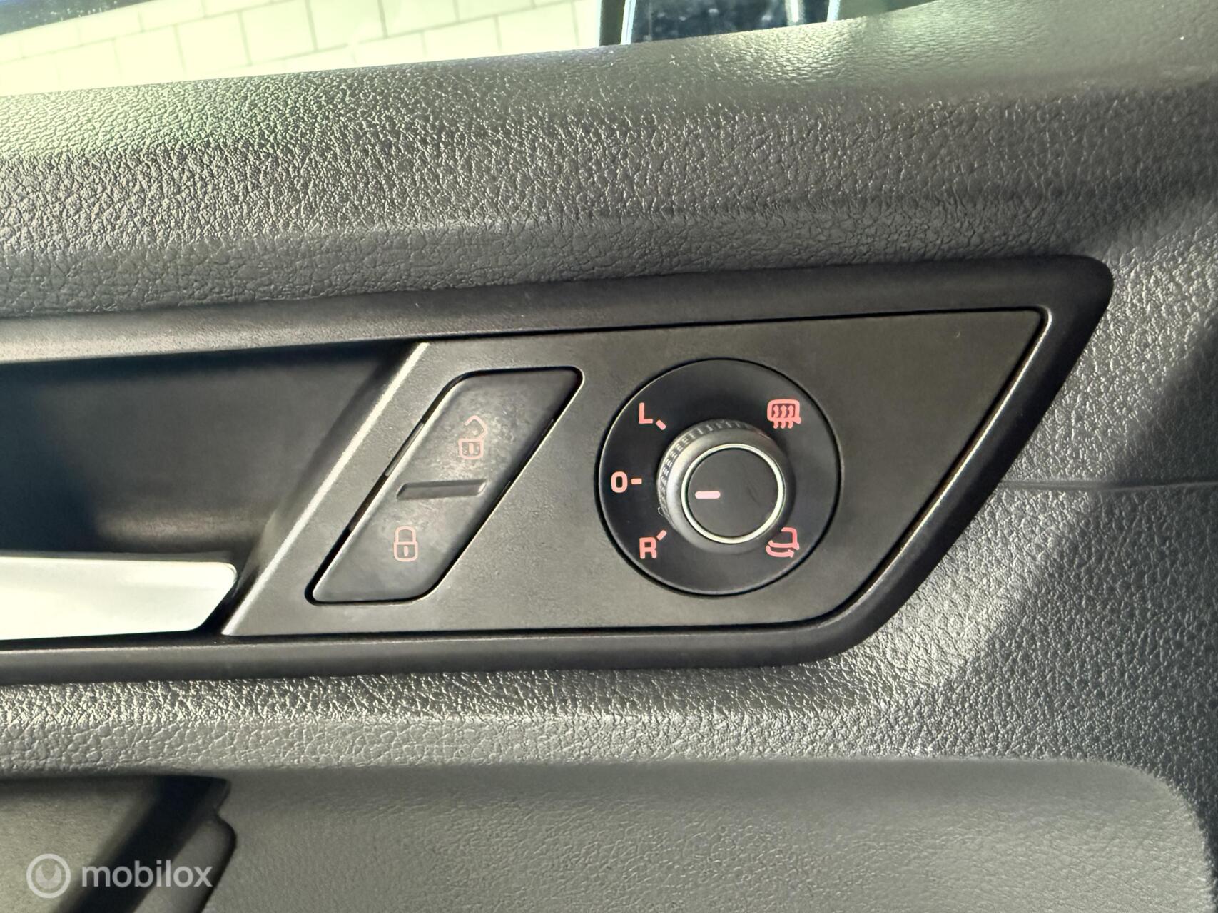 Foto van Volkswagen Caddy Combi