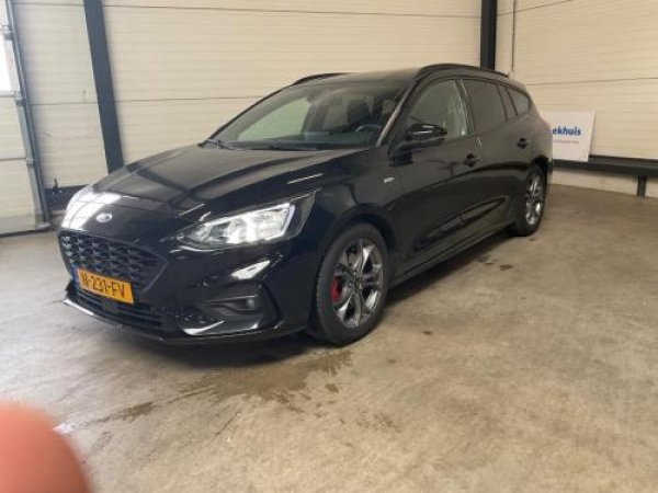 Ford Focus 1.0 EcoBoost Hybrid ST Line X Business 2021 - voorkant