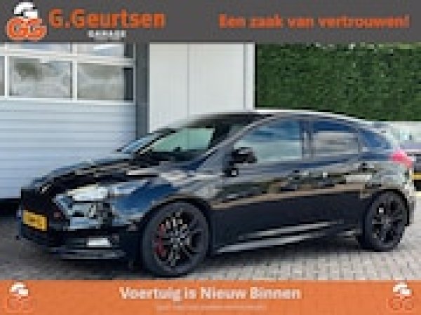 Ford Focus 2.0 ST 2017 - voorkant