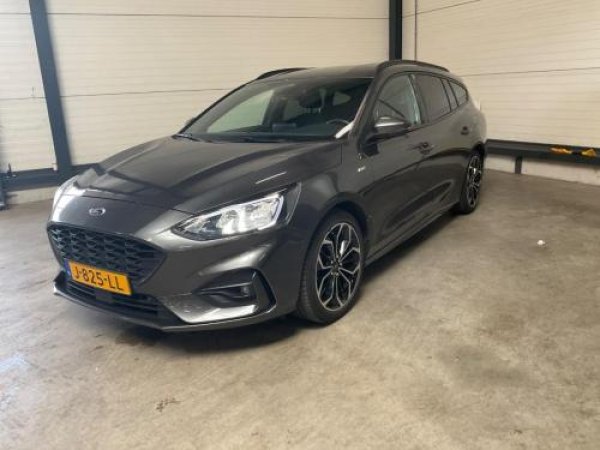 Ford Focus 1.5 EcoBoost ST Line X Business 2020 - voorkant