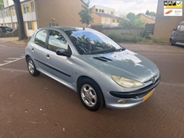 Foto van Peugeot 206