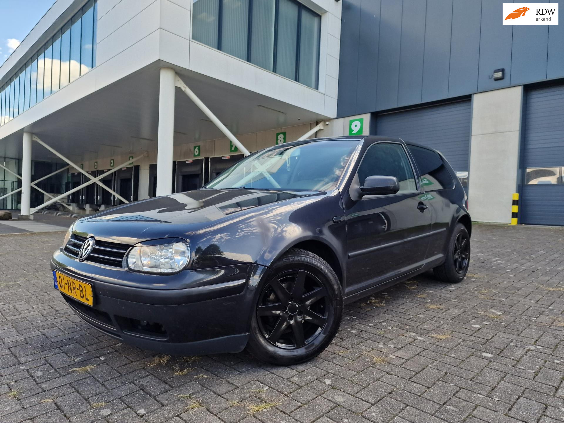 Volkswagen Golf 1.4-16V AIRCO ELEC.PAKET 2 X SLEUTELS 2004 - voorkant