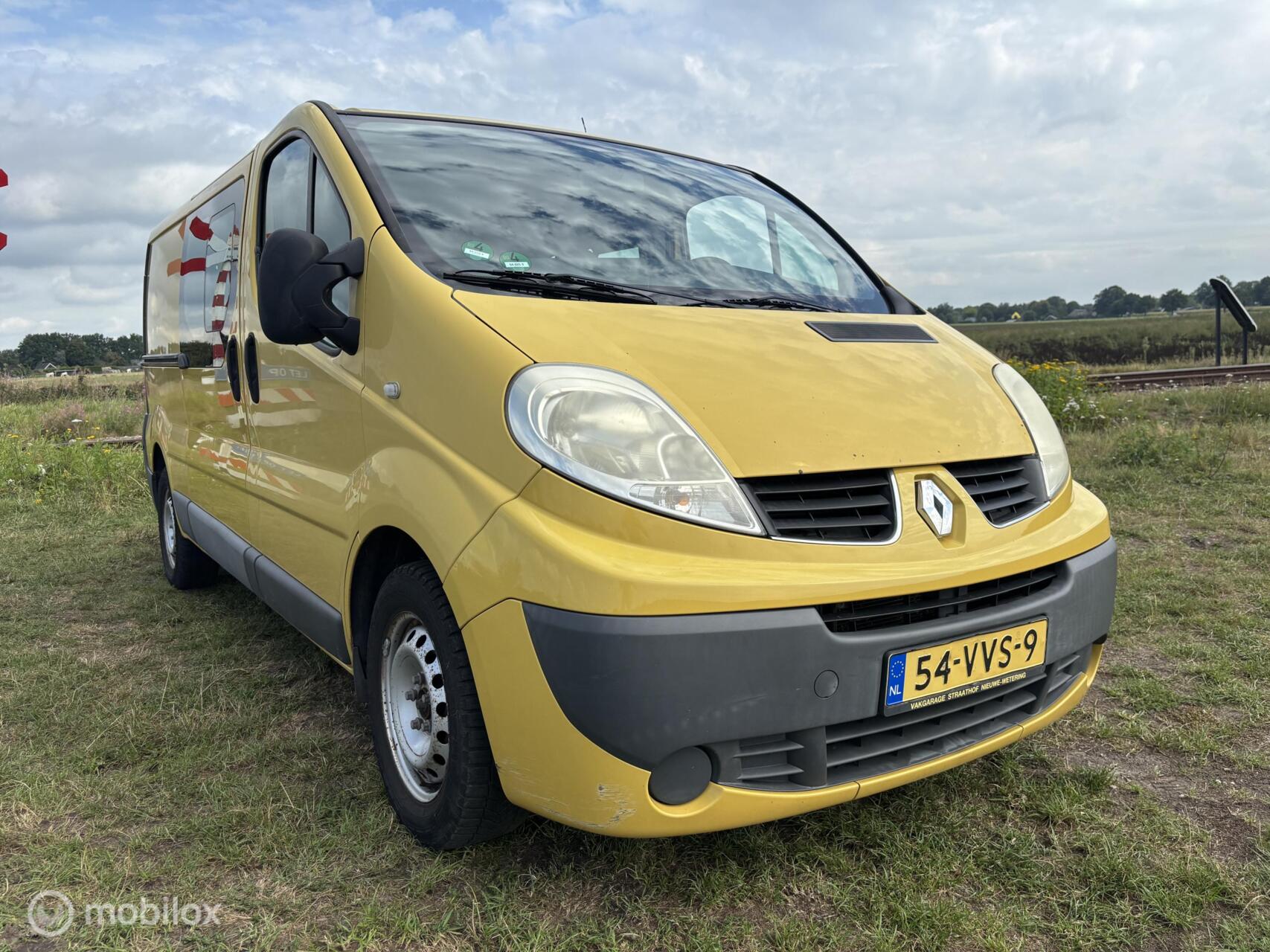 Foto van Renault Trafic T29 L2/h1 2.0 Dci 66kw E4