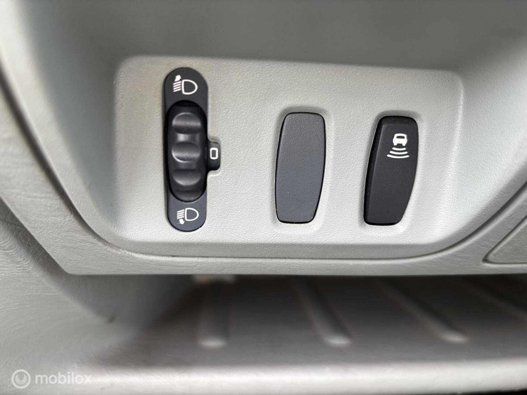 Foto van Renault Trafic T29 L2/h1 2.0 Dci 66kw E4