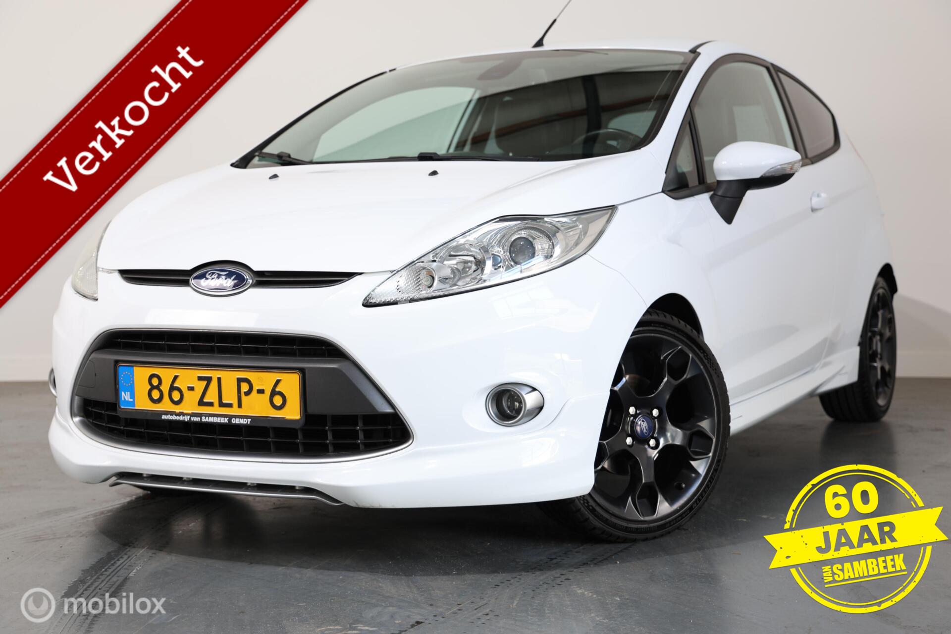 Ford Fiesta 1.6- STOELVERWARMING -ZWARTE VELGEN-VOLONDERHOUD 2013 - voorkant
