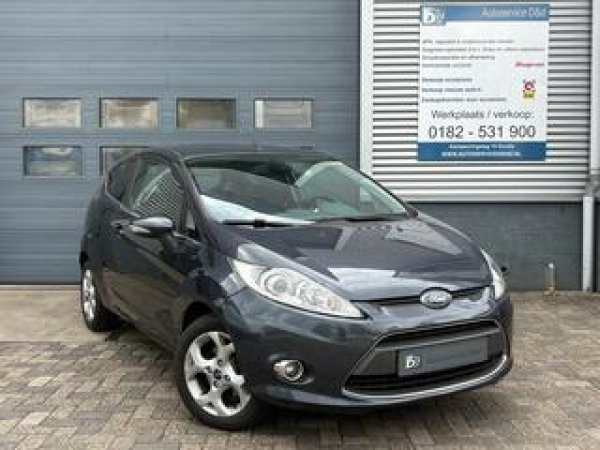 Ford Fiesta 1.25 Titanium 2010 - voorkant