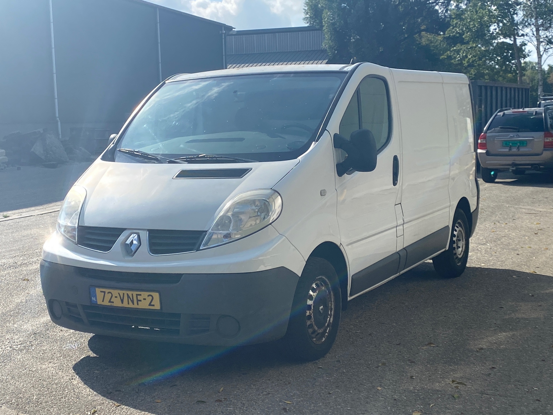 Renault Trafic T29 L1/h1 2.0 Dci 66kw E4 2.0 dCi T29 L1H1 Générique 2008 - voorkant