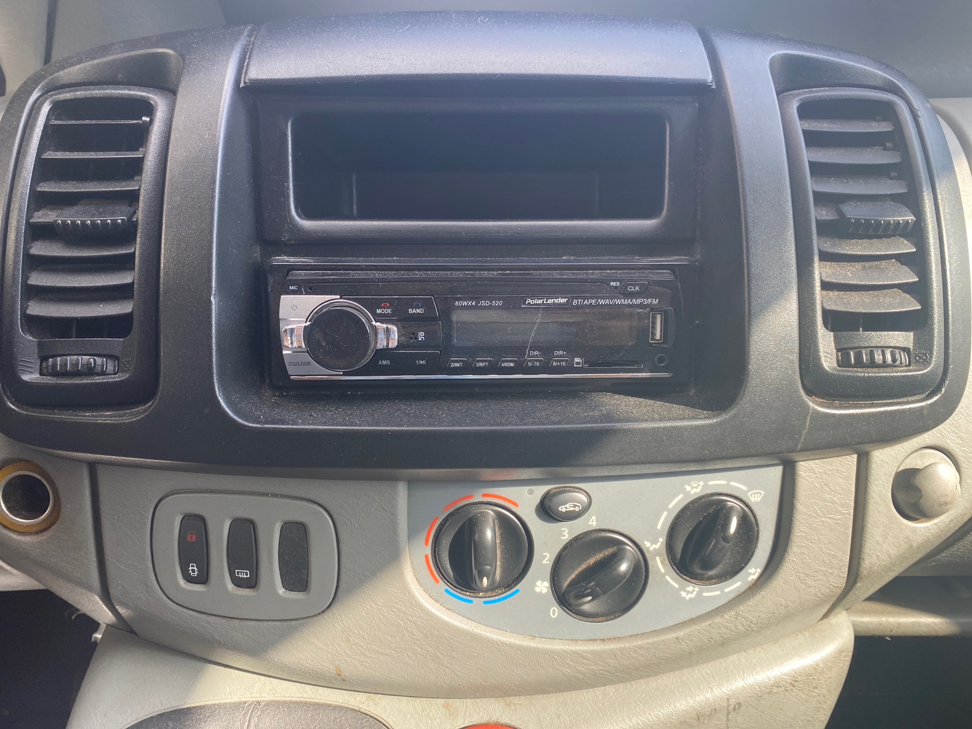 Foto van Renault Trafic T29 L1/h1 2.0 Dci 66kw E4