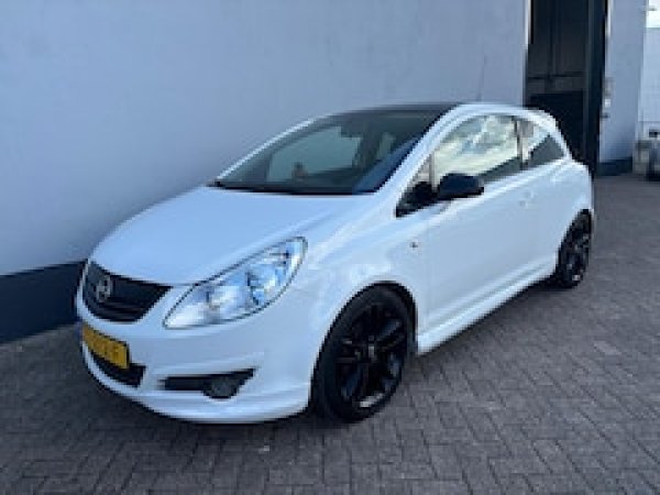 Opel Corsa 1.2-16V Essentia 2009 - voorkant