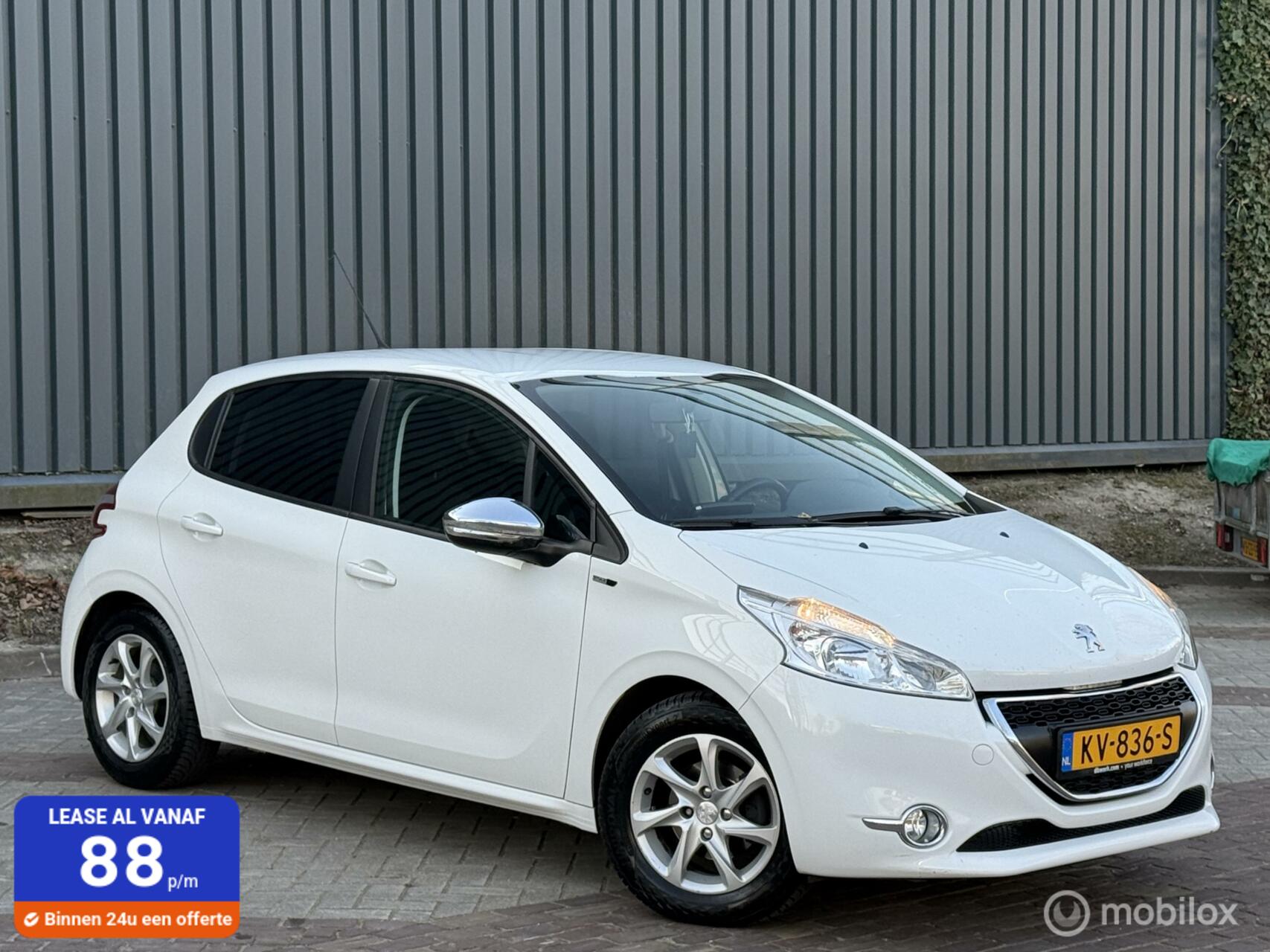 Peugeot 208 1.4 HDi 2e Eignr|Cruise|Airco|Lmv|Nap|Boekjes 2015 - voorkant