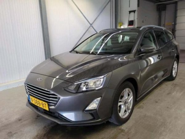 Ford Focus 1.0 EcoBoost Trend Edition Business 2021 - voorkant