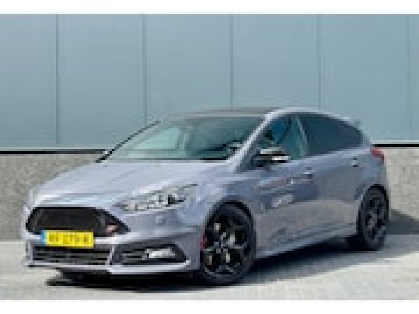 Ford Focus 2.0 ST-3 2014 - voorkant