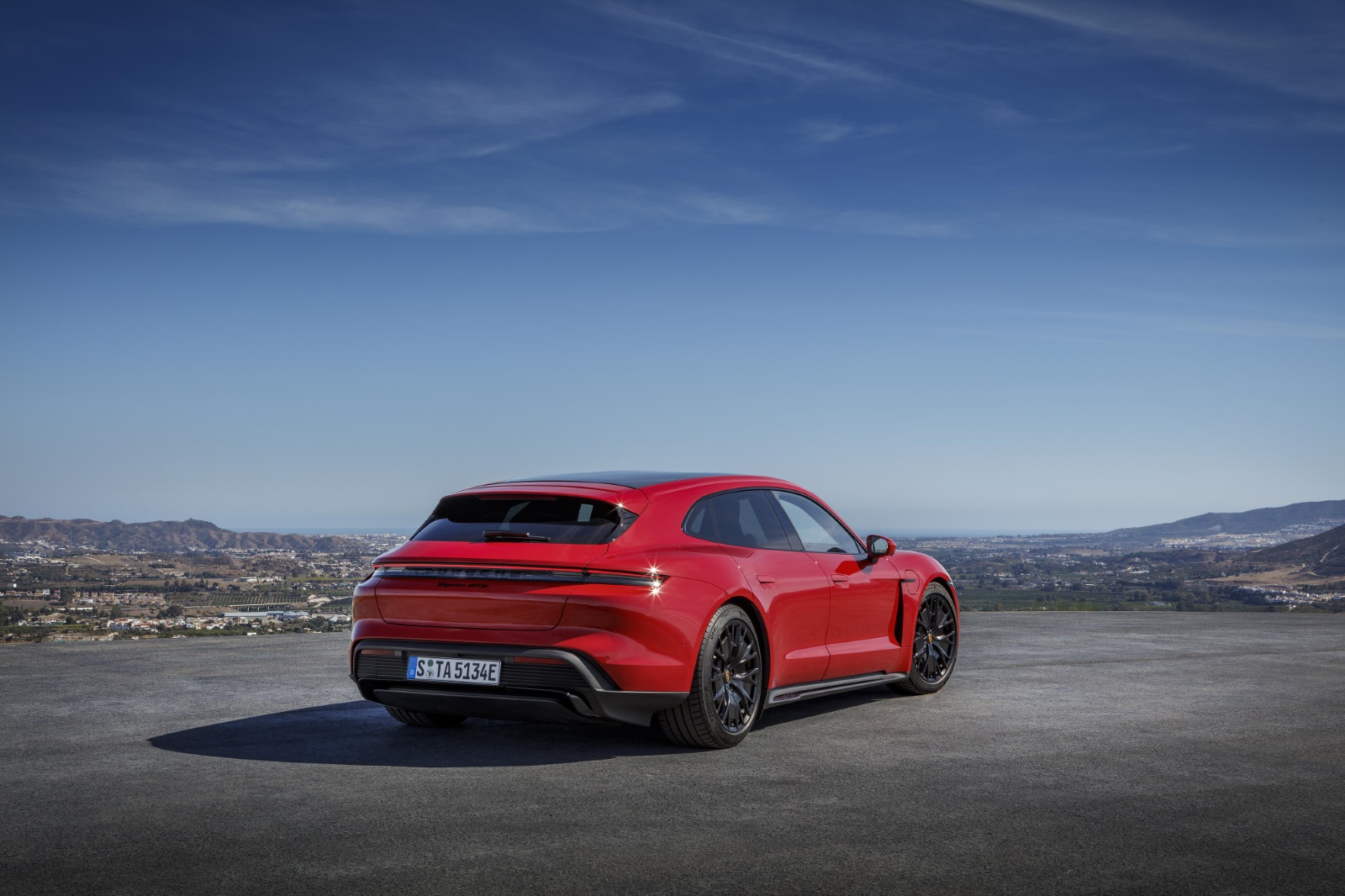 Porsche Taycan Sport Turismo 79 kWh 2023 - voorkant