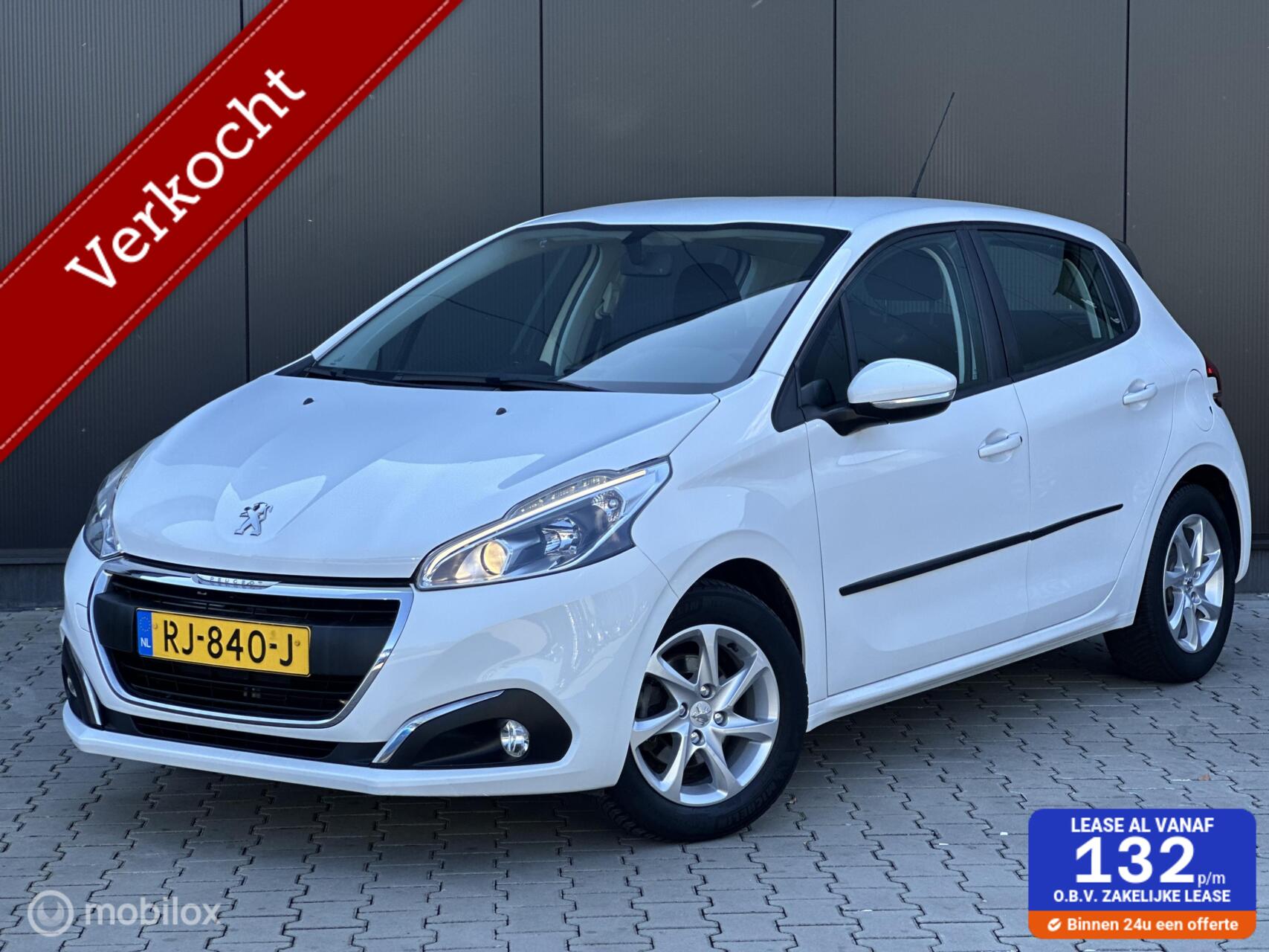 Peugeot 208 1.2 82PK Blue Lion | CRUISE | NAVI | CARPLAY | 2017 - voorkant