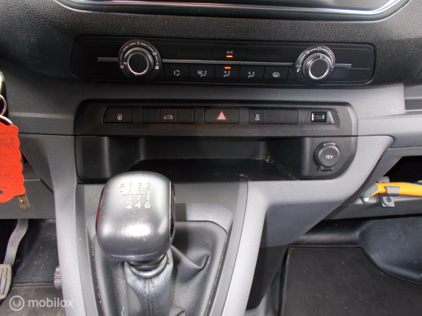 Foto van Peugeot Expert Bestel
