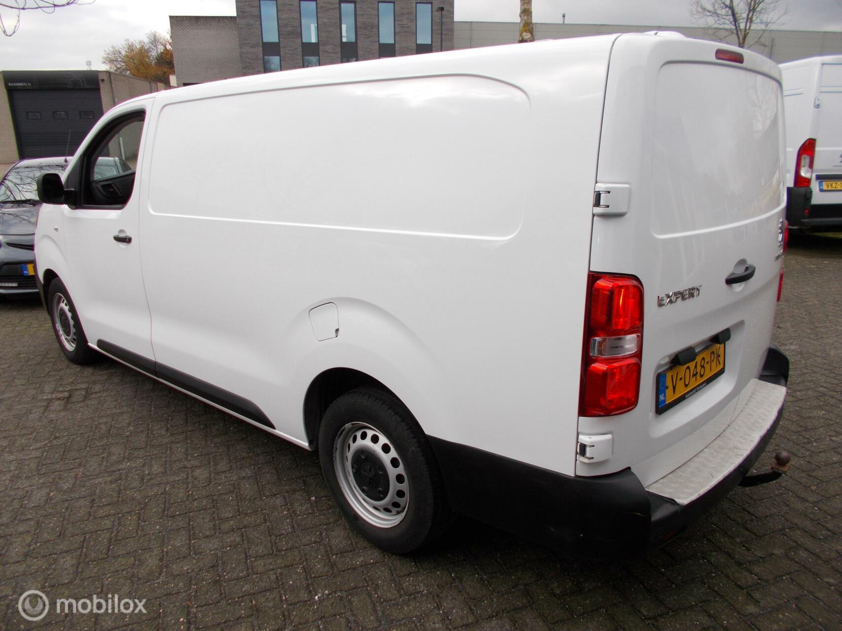 Foto van Peugeot Expert Bestel
