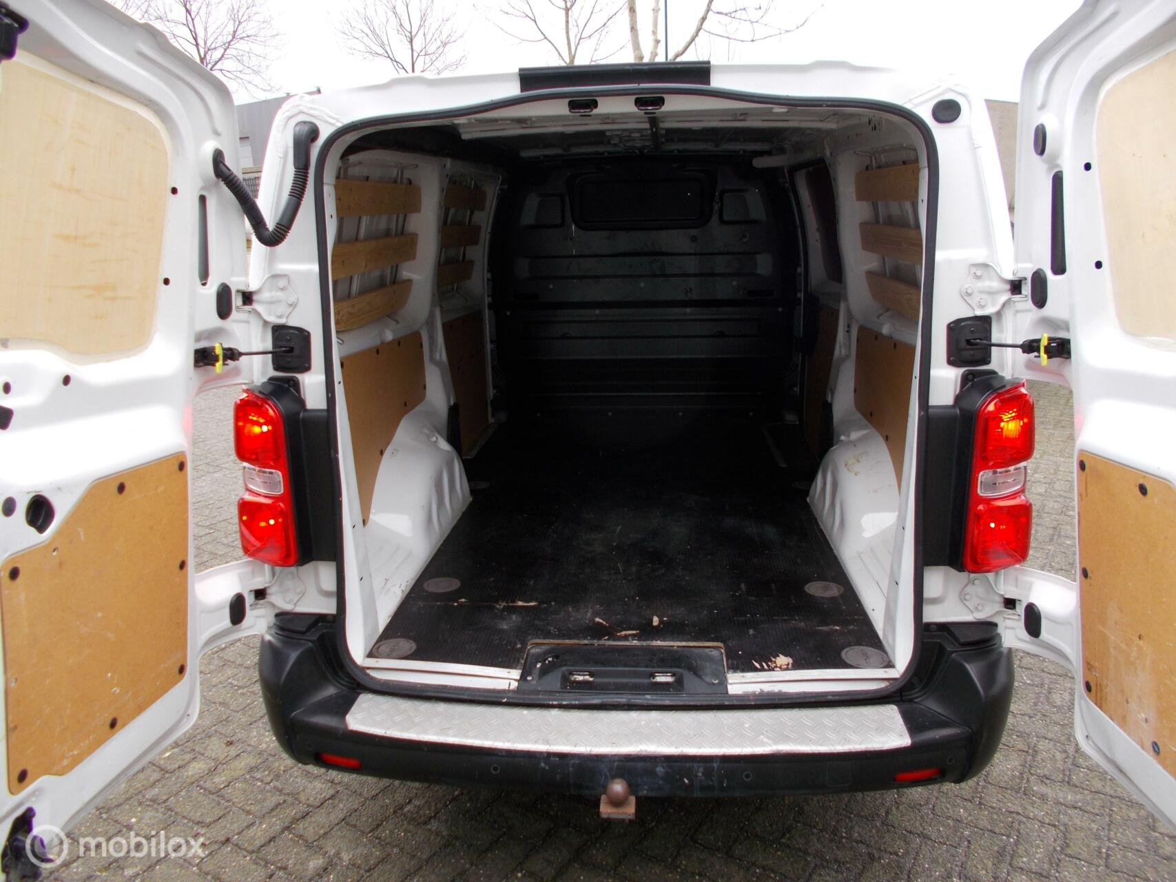 Foto van Peugeot Expert Bestel