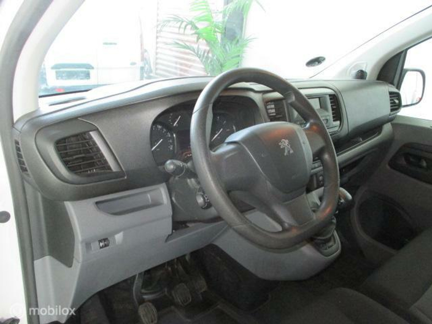 Foto van Peugeot Expert Bestel