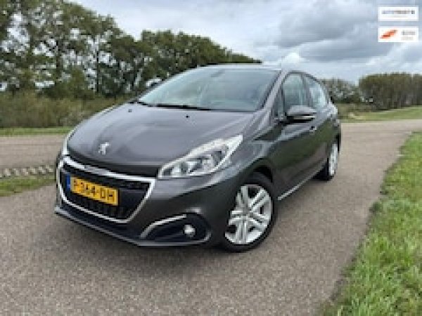 Peugeot 208 1.2 PureTech Active 2018 - voorkant