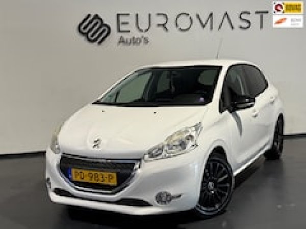 Peugeot 208 1.2 VTi Blue Lease Executive 2014 - voorkant