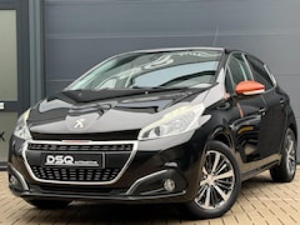 Peugeot 208 1.2 PureTech Roland Garros 2016 - voorkant