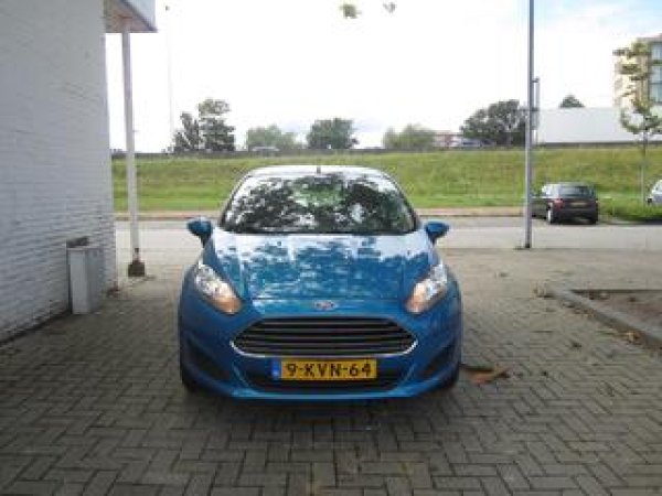 Ford Fiesta 1.0 Champion 2013 - voorkant