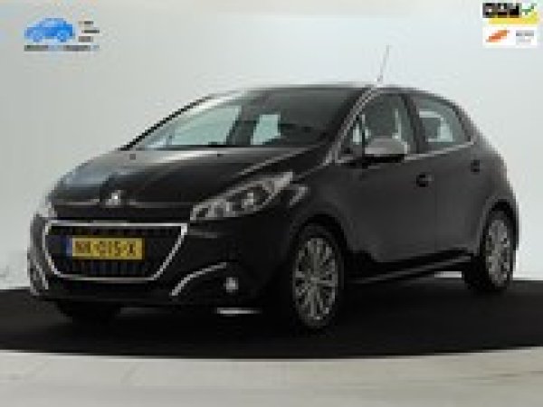 Peugeot 208 1.2 PureTech Allure 2017 - voorkant
