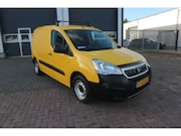Foto van Peugeot Partner