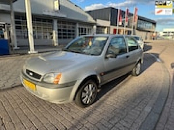 Ford Fiesta 1.3-8V Classic 2001 - voorkant