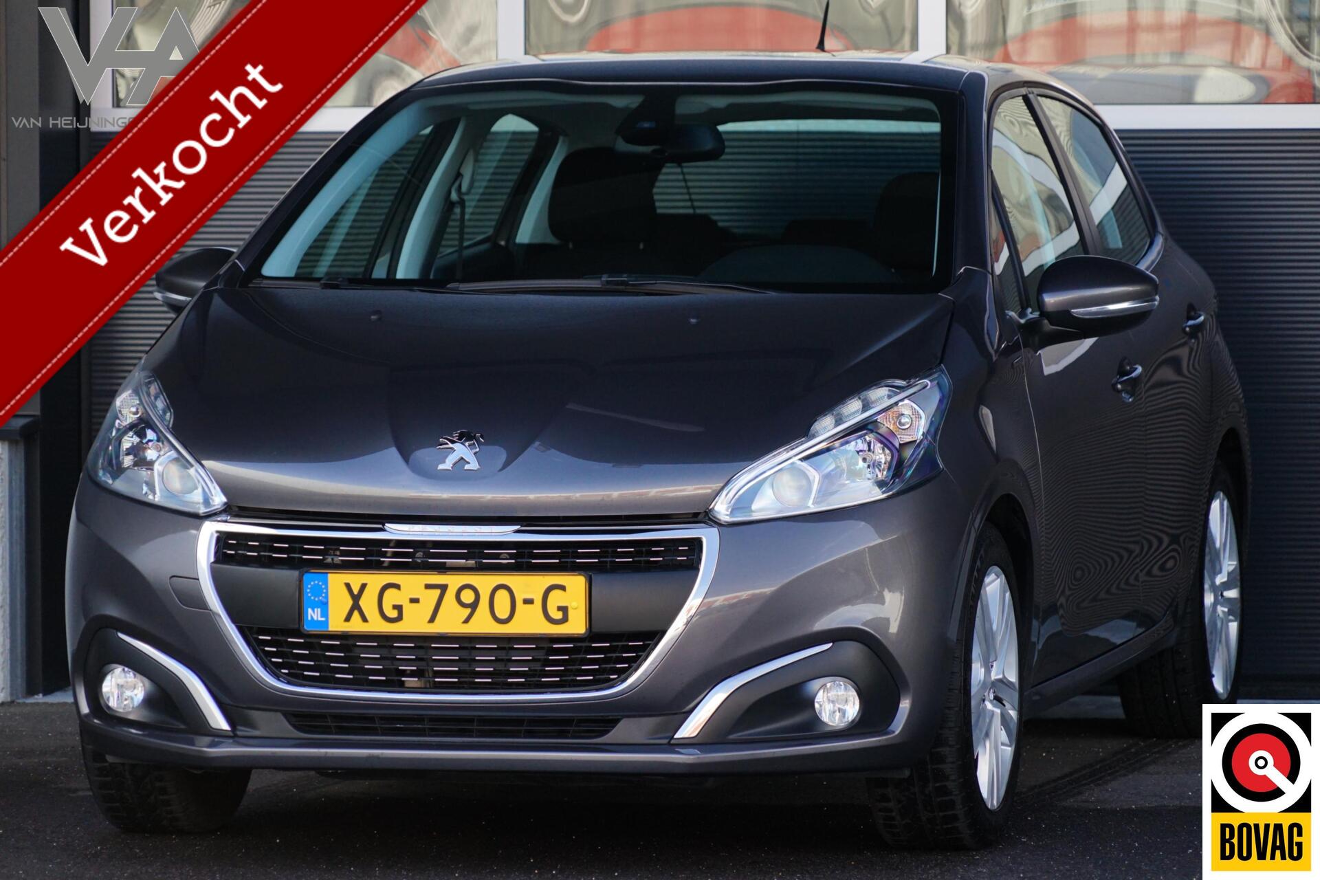 Peugeot 208 1.2 PureTech Signature, NL, CarPlay, PDC, cruise 2018 - voorkant